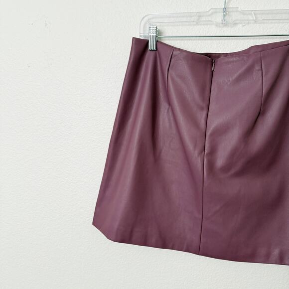 [Anthropologie] Maeve Purple Faux Leather Side-Slit Micro Mini Skirt NWT Size 12 - Picture 8 of 12